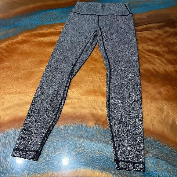 Lululemon Fast and Free high rise Leggings size 6 patterned - Picture 5 of 10
